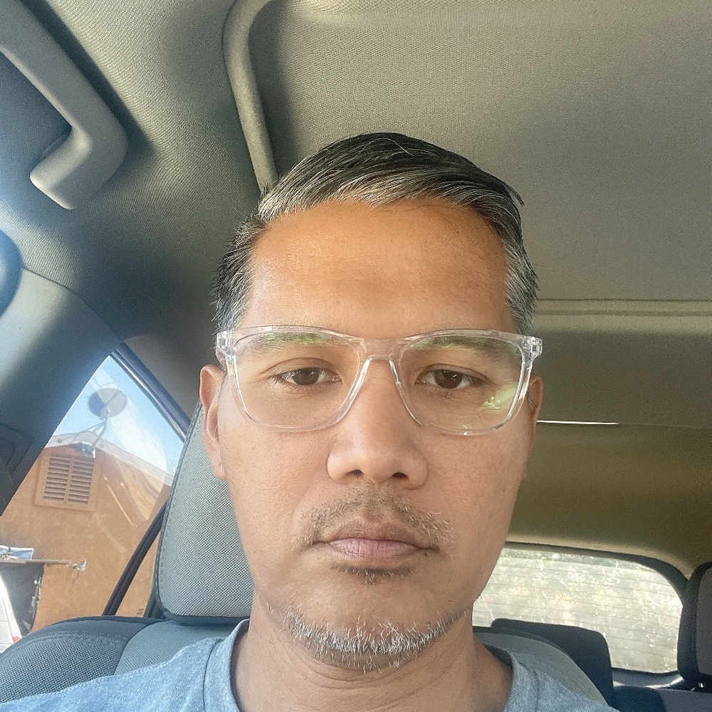 Meet your Posher, Jose antonio
